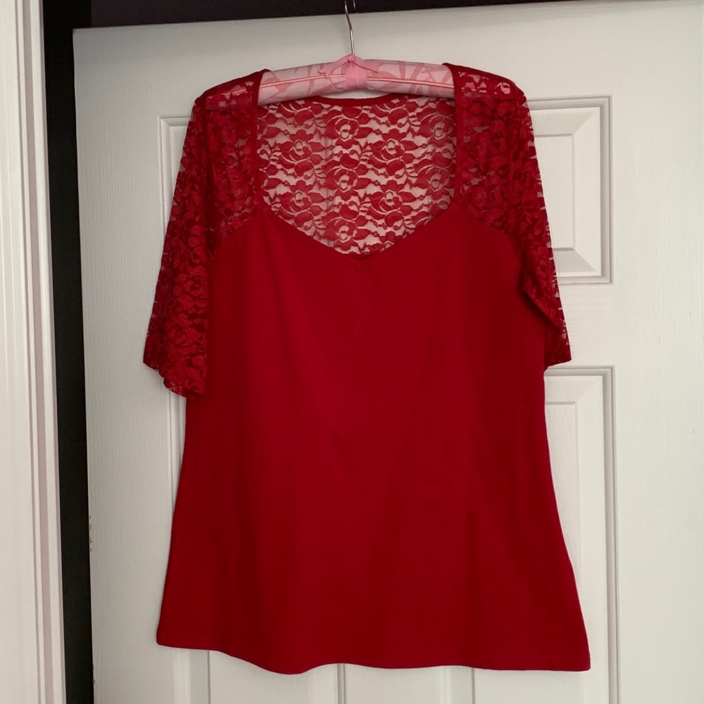 Short sleeve top